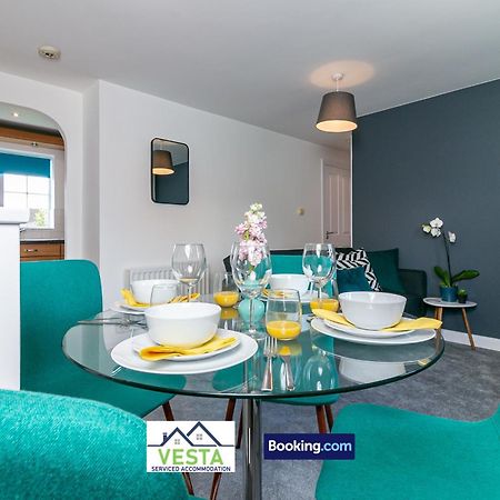 Three Bedroom Apartment By Vesta Serviced Accommodation & Short Lets Hatfield With Free Parking Luaran gambar