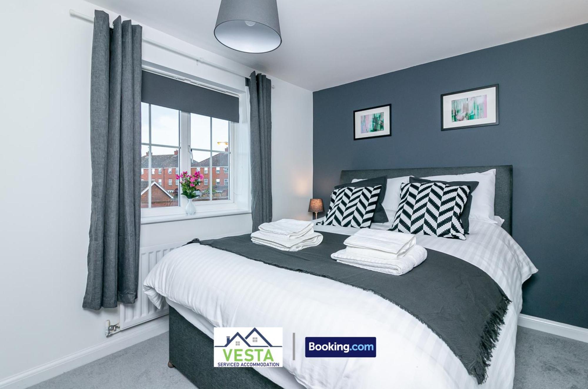 Three Bedroom Apartment By Vesta Serviced Accommodation & Short Lets Hatfield With Free Parking Luaran gambar