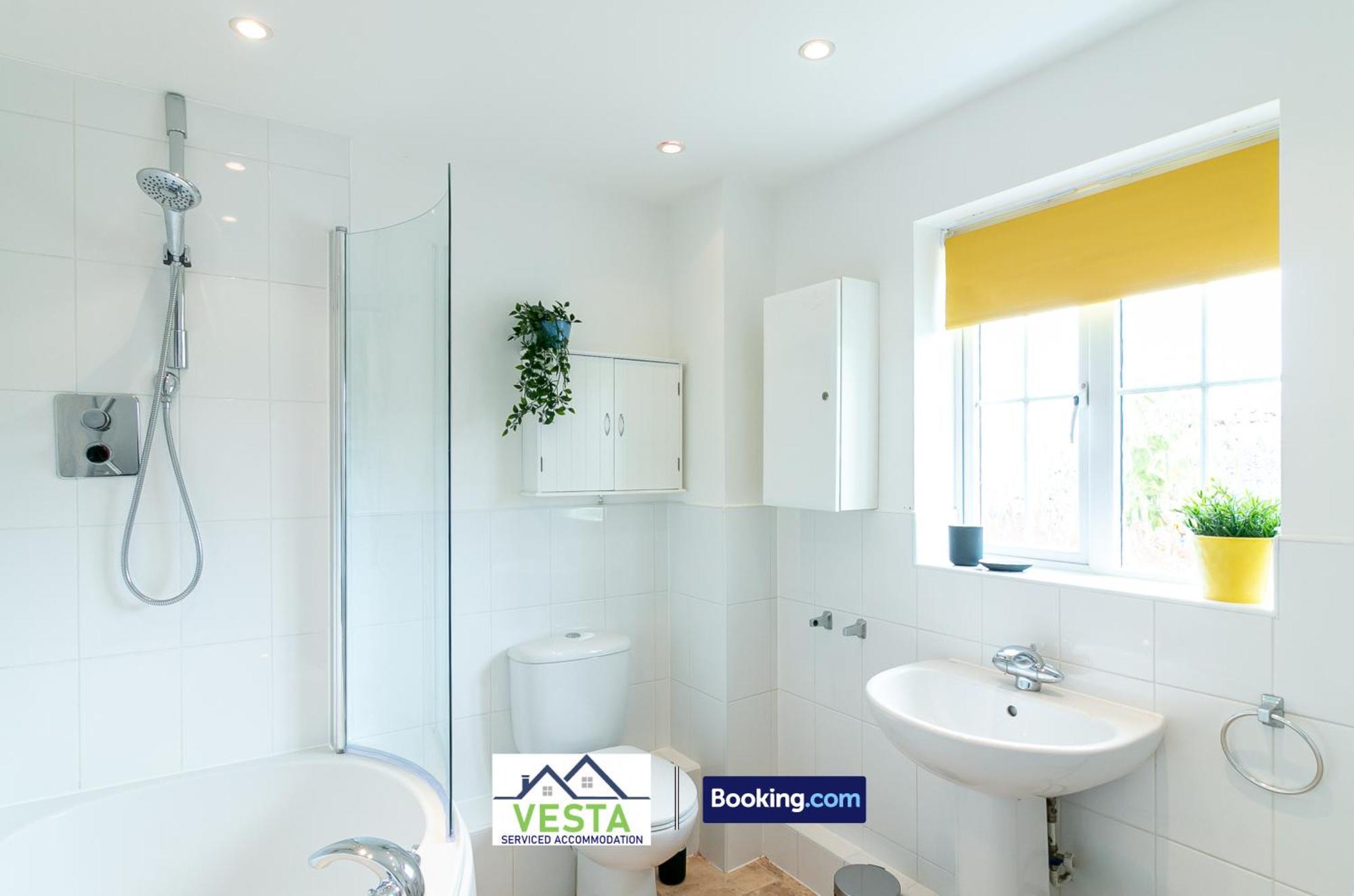 Three Bedroom Apartment By Vesta Serviced Accommodation & Short Lets Hatfield With Free Parking Luaran gambar